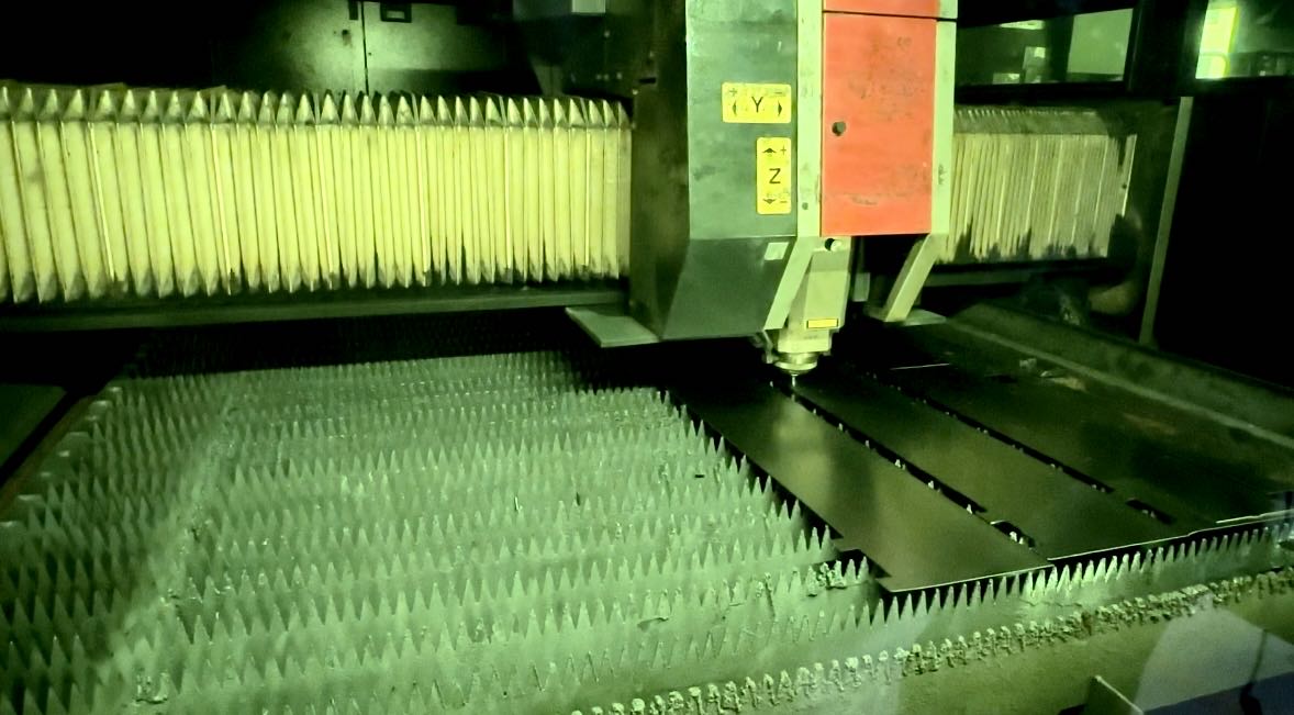 Precautions for laser cutting of different plates in sheet metal processing. Precautions for laser cutting of different plates in sheet metal processing.